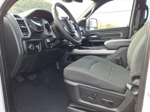 Used 2025 RAM 2500 Big Horn image 13