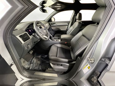 Used 2023 Volkswagen Atlas Cross Sport SE image 20