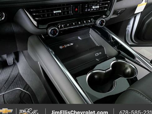 New 2026 Chevrolet Tahoe Z71 image 18