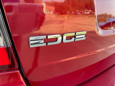 Used 2013 Ford Edge SEL image 30