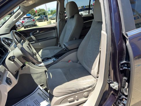 Used 2017 Buick Enclave Convenience FWD image 10