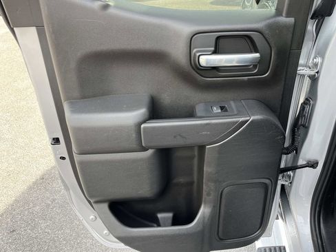 Used 2019 Chevrolet Silverado 1500 LT w/ All-Star Edition image 17