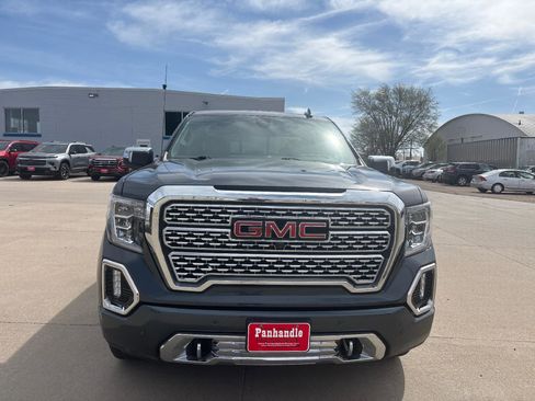 Used 2022 GMC Sierra 1500 Denali w/ Denali Reserve Package AWD/4WD image 11