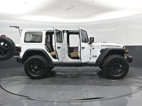 Used 2018 Jeep Wrangler Unlimited Rubicon w/ Steel Bumper Group AWD/4WD image 58