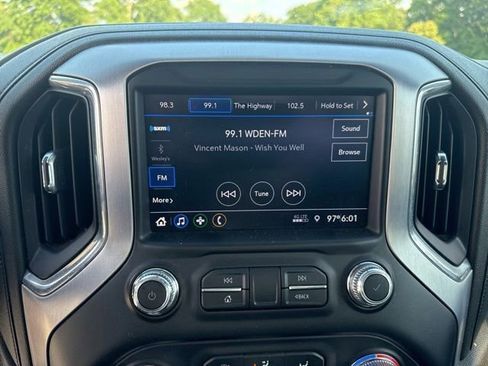 Used 2021 GMC Sierra 1500 Elevation w/ X31 Off-Road Package AWD/4WD image 10