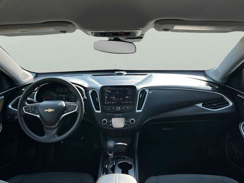 Used 2024 Chevrolet Malibu LT FWD image 16