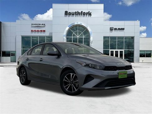 Used 2024 Kia Forte LXS image 1