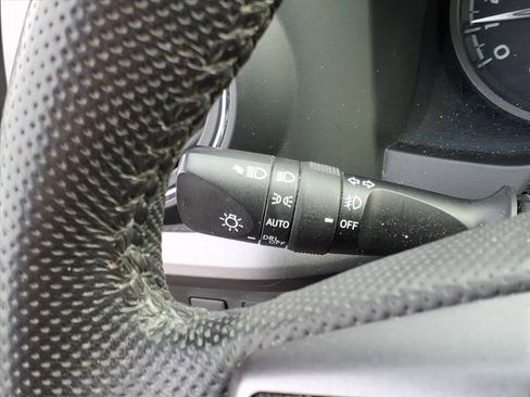 Used 2021 Toyota Tacoma TRD Sport image 19