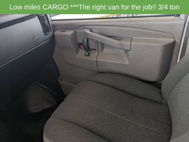 Used 2025 Chevrolet Express 2500 w/ Driver Convenience Package RWD image 17