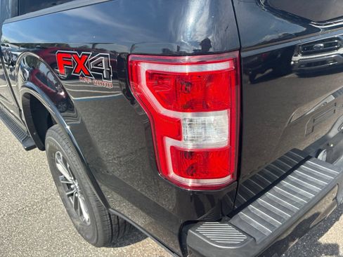 Used 2018 Ford F150 XLT w/ Equipment Group 302A Luxury AWD/4WD image 11