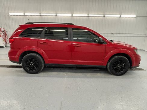 Used 2019 Dodge Journey SE w/ Connectivity Group AWD/4WD image 8