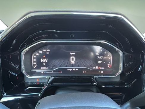 Used 2024 GMC Sierra 1500 SLT image 15