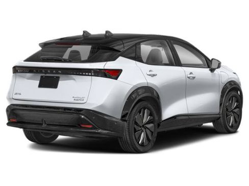 Used 2024 Nissan Ariya AWD image 5