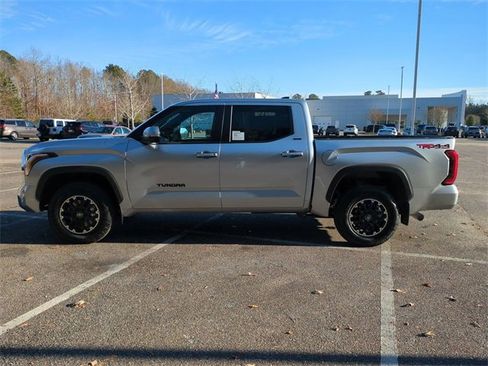 New 2026 Toyota Tundra SR5 image 7