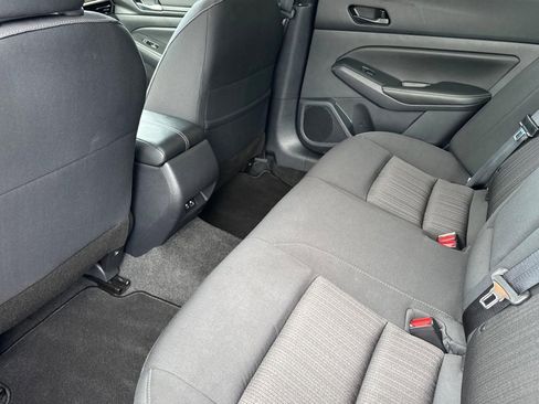 Used 2025 Nissan Altima 2.5 SV FWD image 26