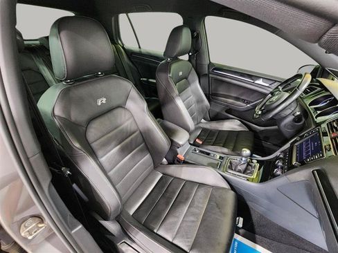 Used 2016 Volkswagen Golf R 4-Door AWD/4WD image 18