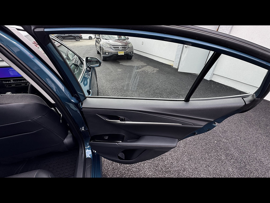 Used 2026 Toyota Camry XLE w/ Premium Plus Package AWD/4WD image 26