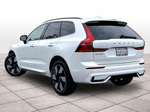 Used 2024 Volvo XC60 T8 Plus w/ Protection Package Premier AWD/4WD image 15