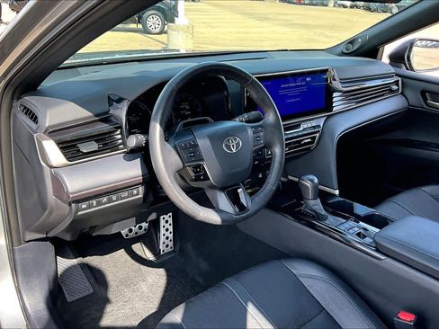 Used 2025 Toyota Camry XSE w/ Premium Plus Package image 18