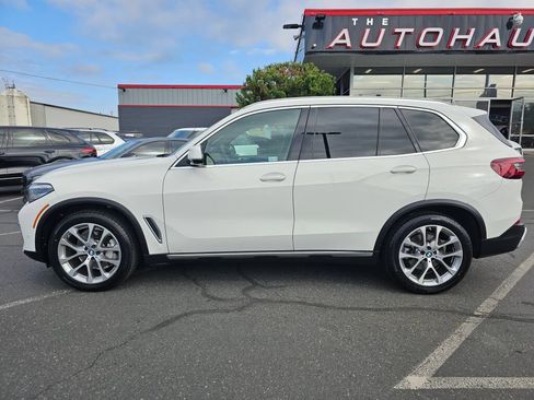 Used 2022 BMW X5 xDrive40i AWD/4WD image 2