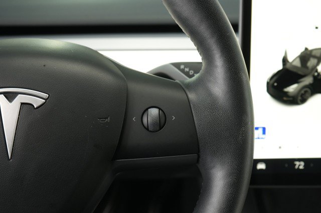 Used 2023 Tesla Model Y Performance AWD/4WD image 30