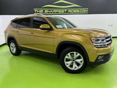 Used 2018 Volkswagen Atlas SE FWD image 1
