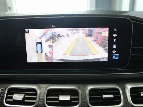 Used 2023 Mercedes-Benz GLE 450 4MATIC image 34