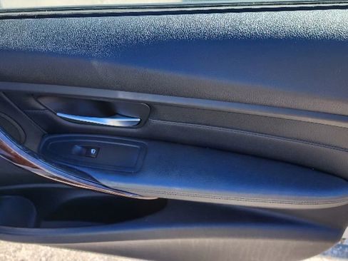 Used 2013 BMW 328i I SULEV image 17