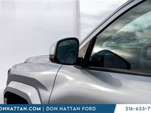 Used 2024 Toyota Tacoma SR5 image 27