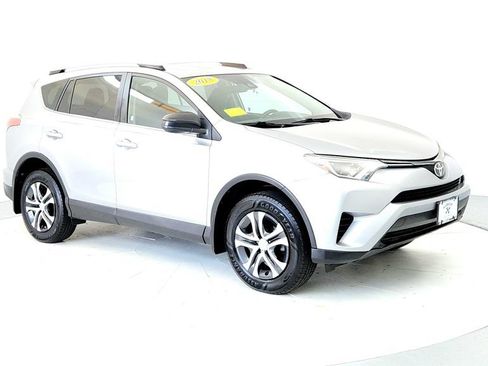 Used 2018 Toyota RAV4 LE w/ All Weather Liner Package AWD/4WD image 7