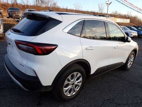 Used 2023 Ford Escape Active w/ Tech Pack #2 image 9