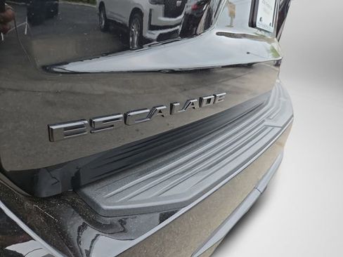 Used 2022 Cadillac Escalade ESV Sport w/ Touring Package AWD/4WD image 46