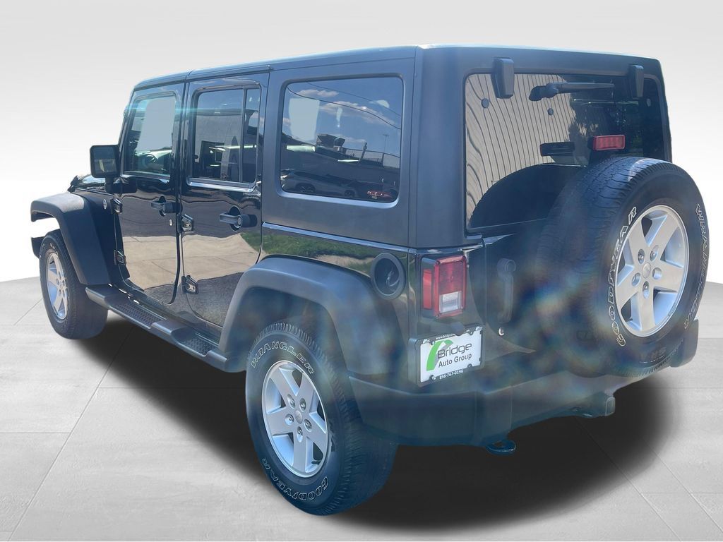 Used 2018 Jeep Wrangler Unlimited Sport S AWD/4WD image 5