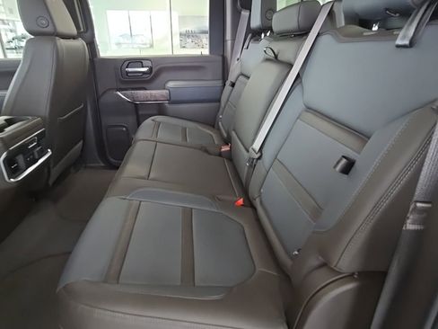 Used 2021 GMC Sierra 2500 Denali w/ Denali Ultimate Package image 23