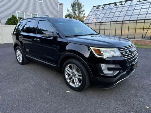 Used 2016 Ford Explorer Limited image 9