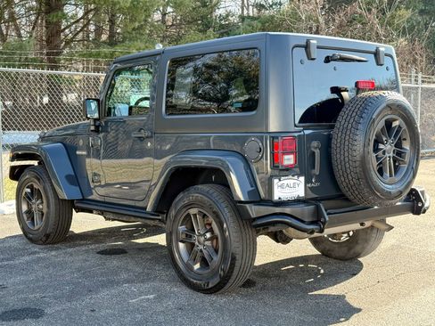 Used 2018 Jeep Wrangler Sport image 6