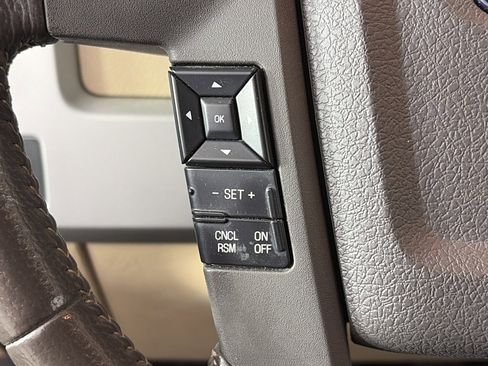 Used 2014 Ford F150 Lariat w/ Equipment Group 501A Mid image 17