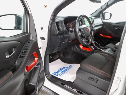 Used 2023 Nissan Frontier PRO-4X w/ Pro Convenience Package AWD/4WD image 3