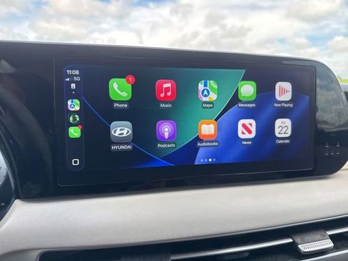 Used 2024 Hyundai Palisade Limited FWD image 6