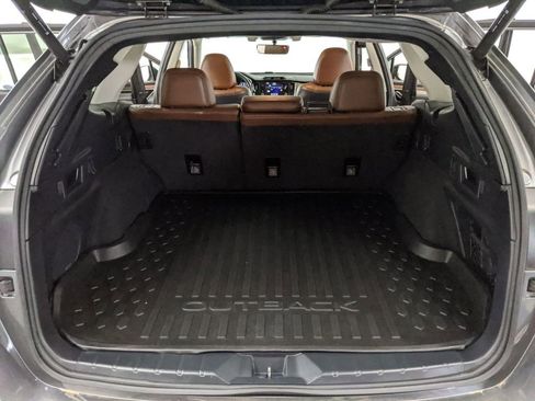 Used 2020 Subaru Outback Touring AWD/4WD image 18