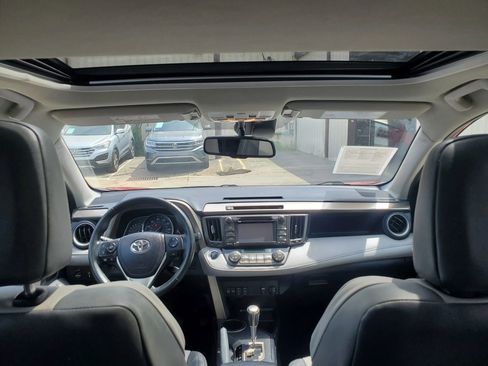 Used 2015 Toyota RAV4 Limited w/ Technology Package FWD image 37