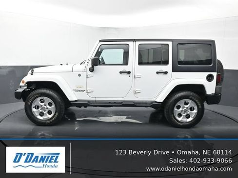 Used 2013 Jeep Wrangler Unlimited Sahara w/ Trailer Tow Group AWD/4WD image 2