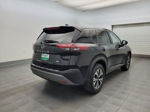 Used 2023 Nissan Rogue SV FWD image 9