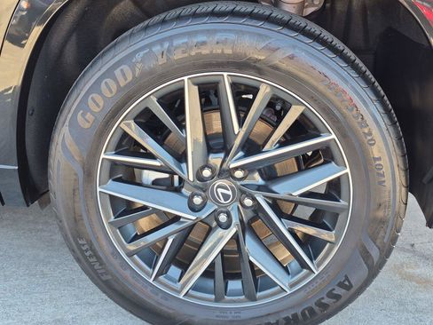 Used 2024 Lexus TX 350 FWD w/ Captains Chair Package image 15