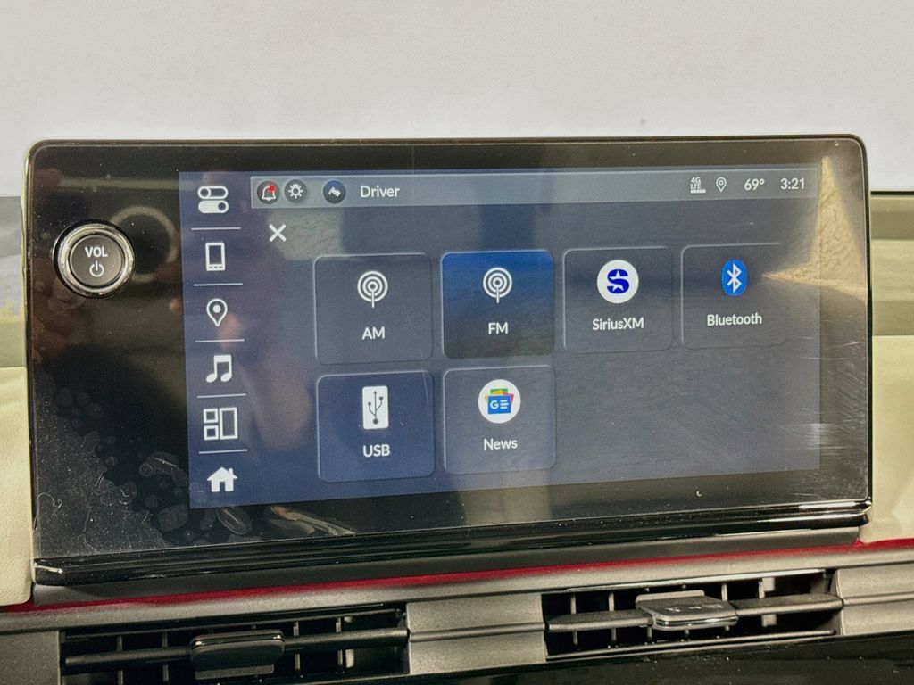 Used 2025 Honda Prologue Touring image 35