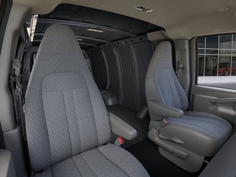 New 2026 GMC Savana 2500 w/ Driver Convenience Package RWD image 16