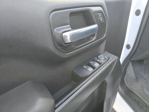 Used 2023 Chevrolet Silverado 1500 Custom Trail Boss image 11