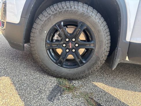 Used 2023 GMC Acadia AT4 w/ Technology Package AWD/4WD image 24