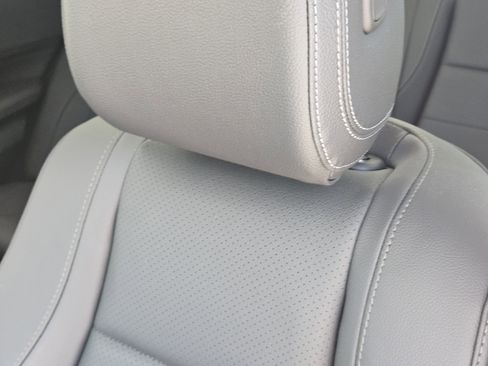 Certified 2025 Mercedes-Benz GLE 350 4MATIC image 14