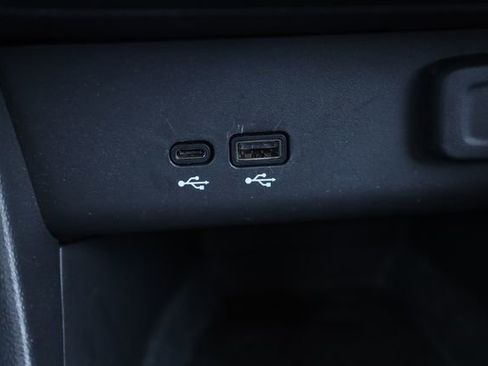 Used 2025 Buick Encore GX Preferred image 19